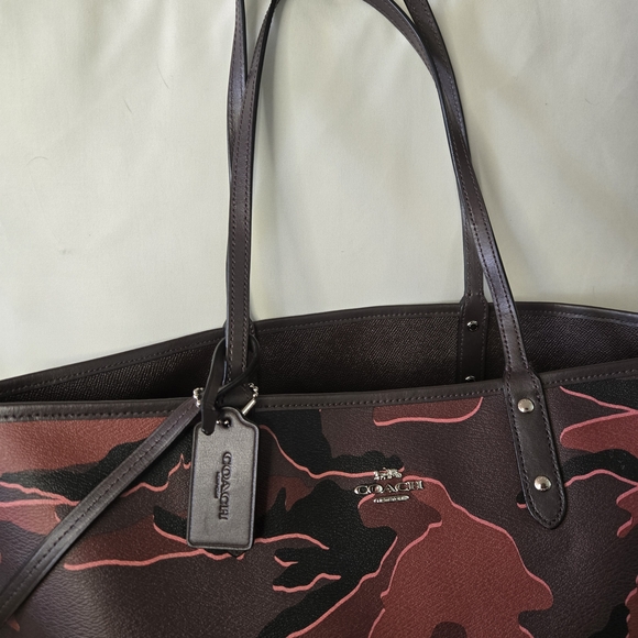 Coach Camouflage City Tote Bag - Red and Brown Rare - Picture 3 of 8